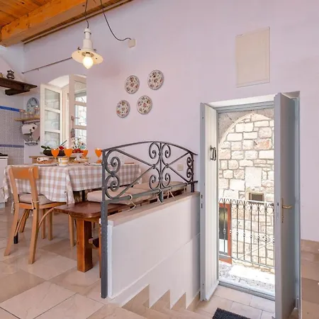Apartment Fortezza - Hvar Old Town *